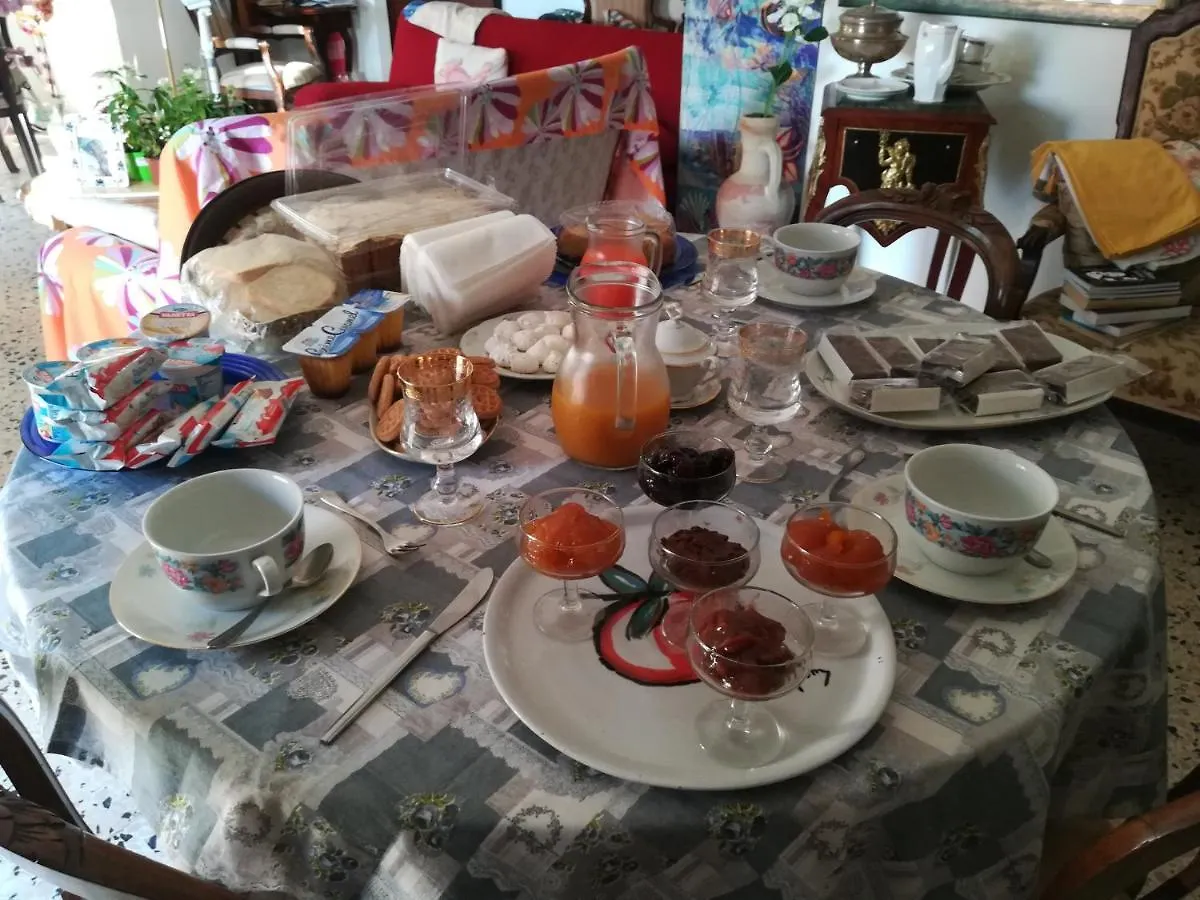 Bed and Breakfast Domus Aurea Oristano Italia