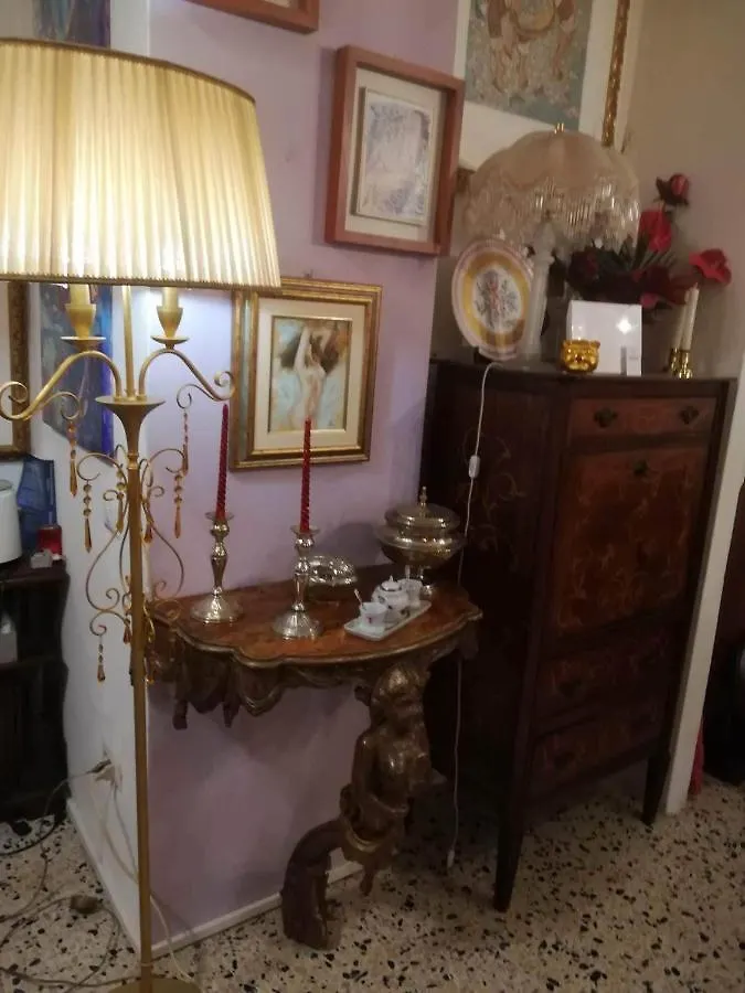Bed & Breakfast Bed and Breakfast Domus Aurea Oristano